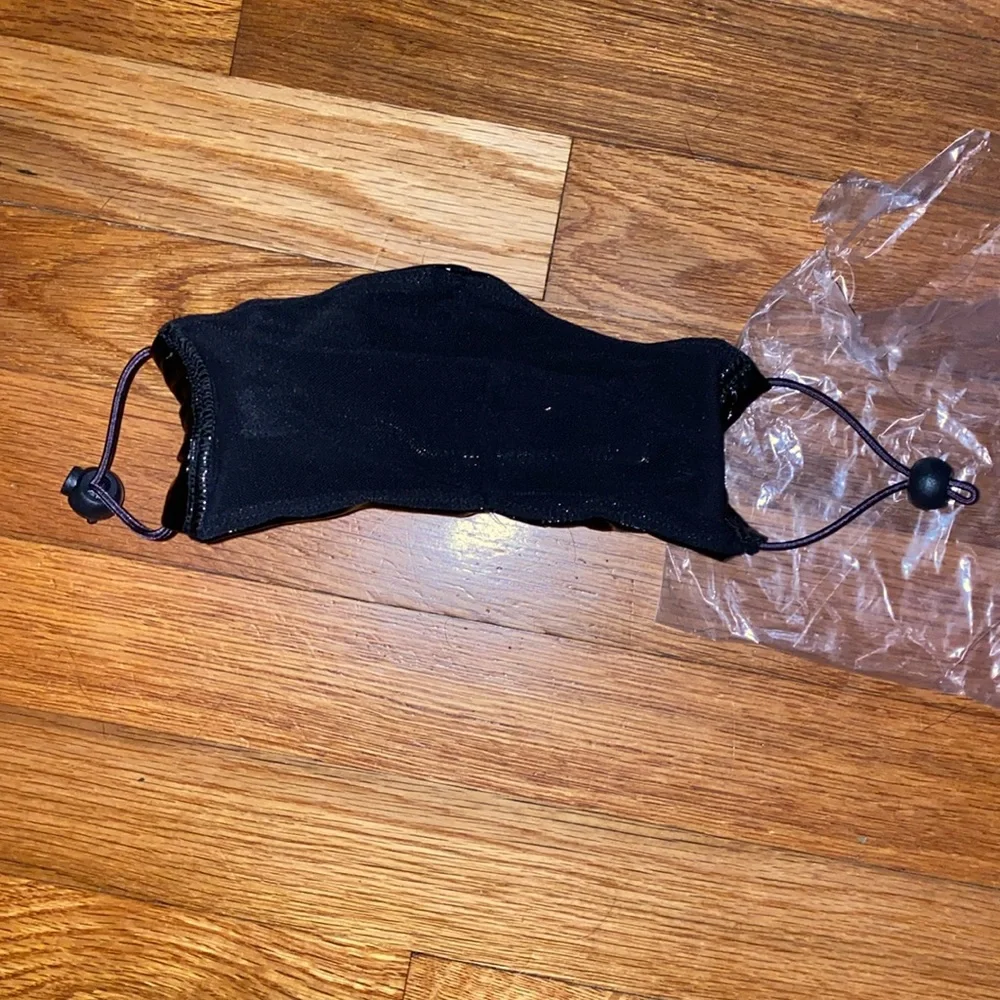 NWT Busted Brand Mask - Picture 5 of 10